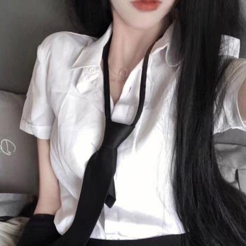 我亲昵而温柔的野兽